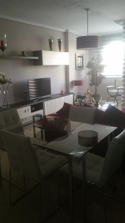 Apartamento Eduardo Dato Seville Exterior photo